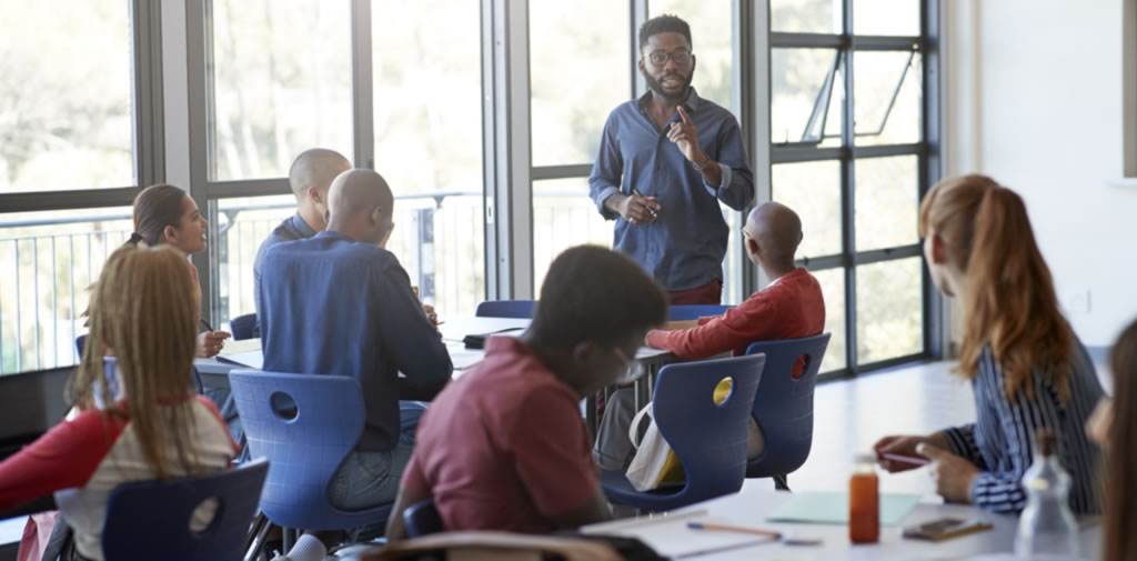 A business manager developing team relationships using intelligence